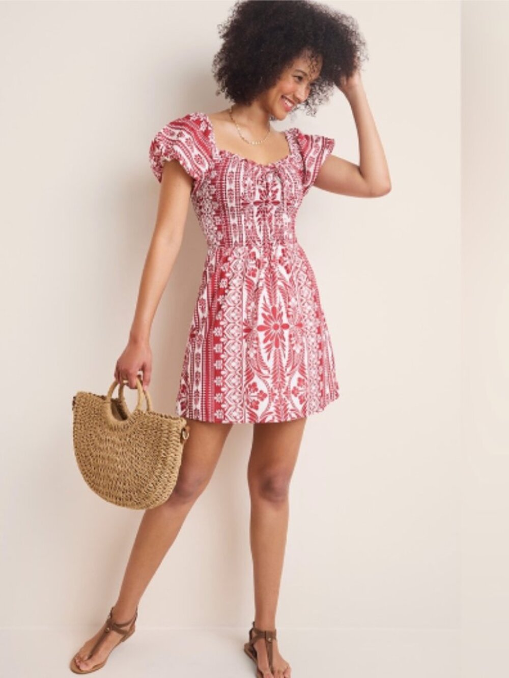 Francesca's Susan Smocked Floral Mini Dress Size Small